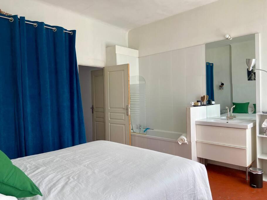 Logis Confortable - Accueillant Marseille Bagian luar foto