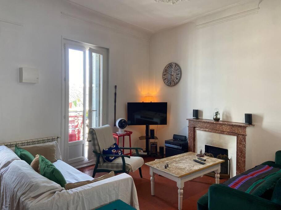 Logis Confortable - Accueillant Marseille Bagian luar foto