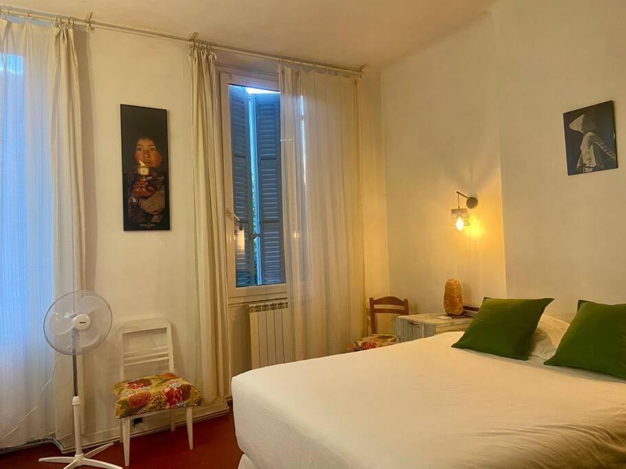 Logis Confortable - Accueillant Marseille Bagian luar foto