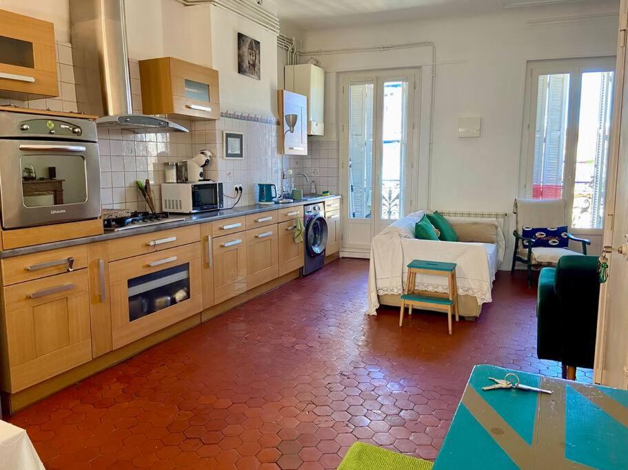 Logis Confortable - Accueillant Marseille Bagian luar foto