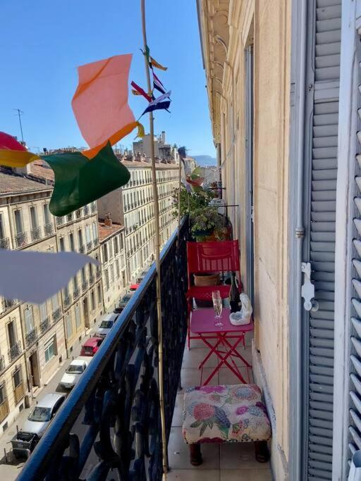 Logis Confortable - Accueillant Marseille Bagian luar foto