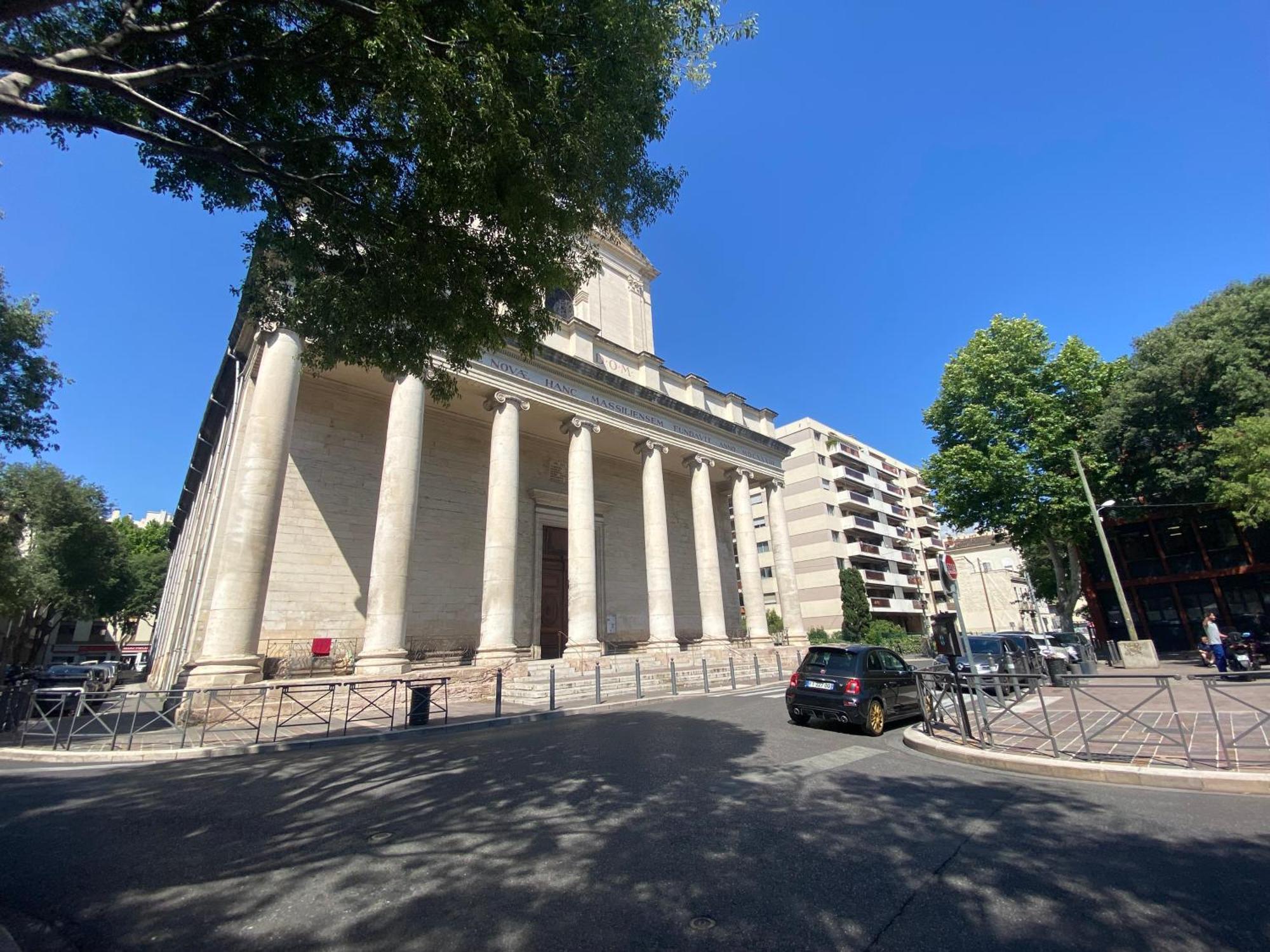 Logis Confortable - Accueillant Marseille Bagian luar foto