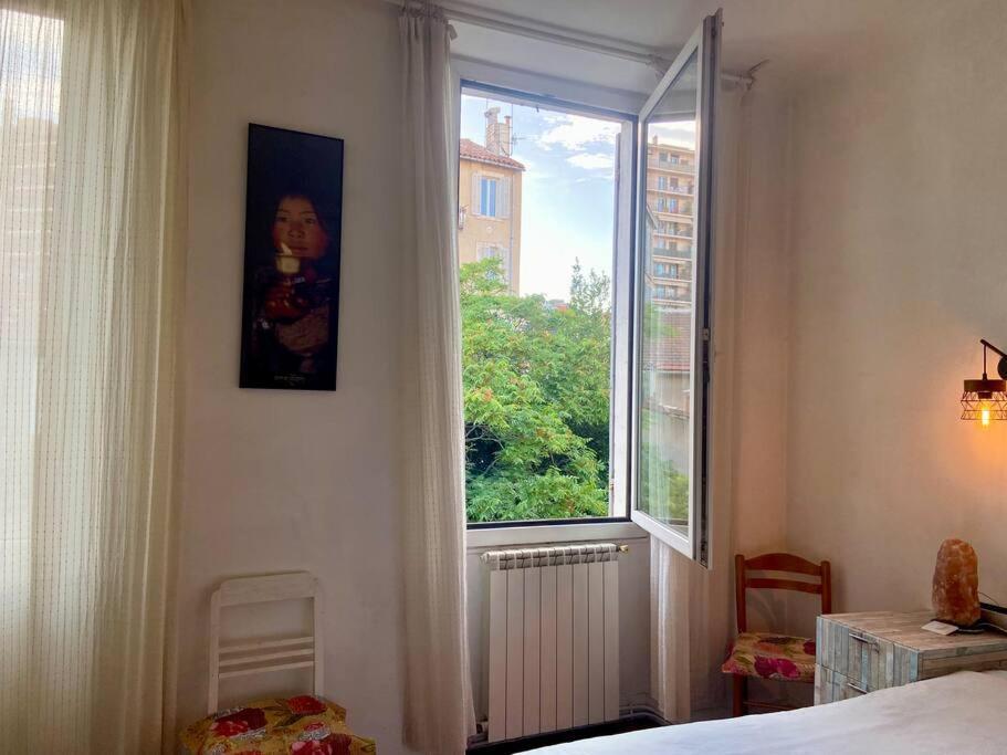 Logis Confortable - Accueillant Marseille Bagian luar foto